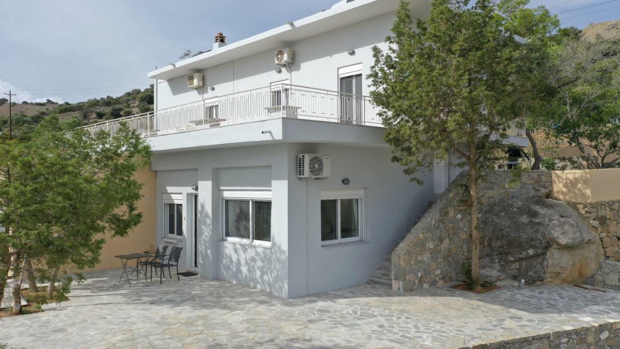 Skouros Villa 2 Kasztrí Kültér fotó