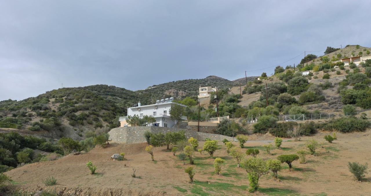 Skouros Villa 2 Kasztrí Kültér fotó
