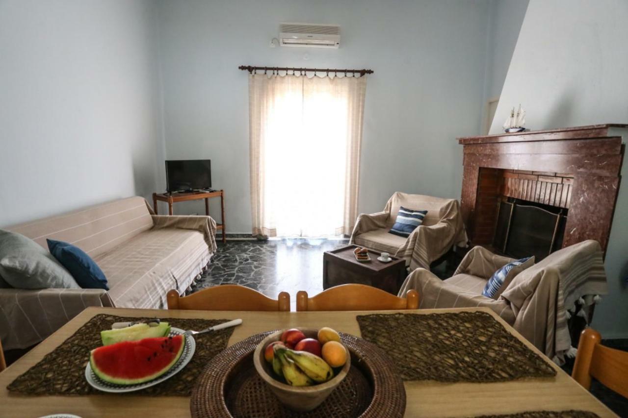 Skouros Villa 2 Kasztrí Kültér fotó