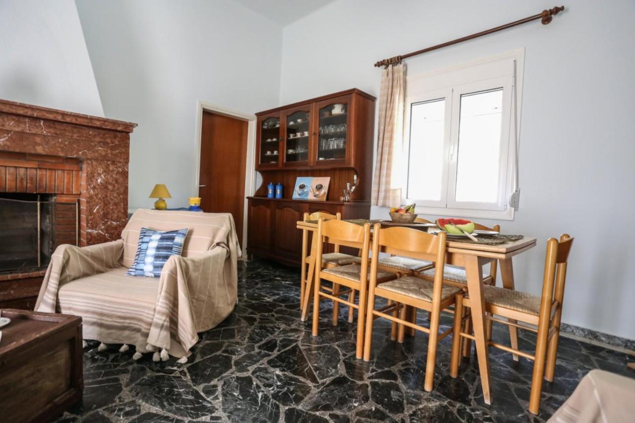 Skouros Villa 2 Kasztrí Kültér fotó
